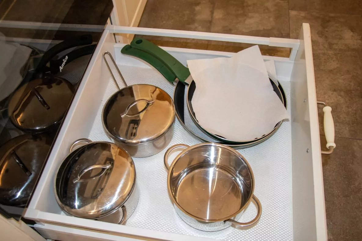 Knives and utensils