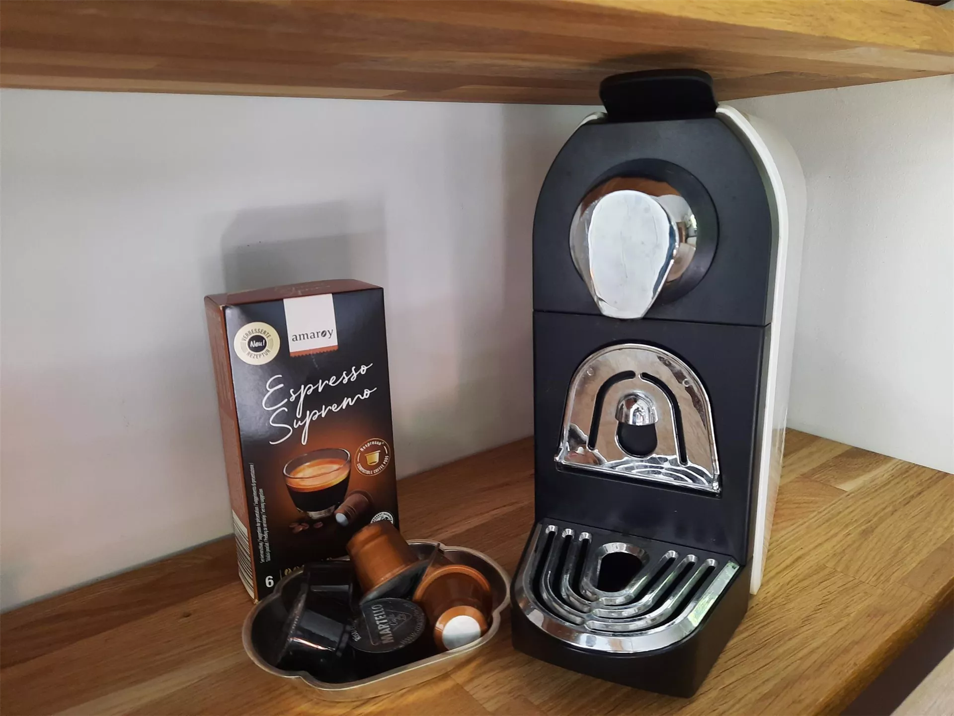 Nespresso capsule machine
