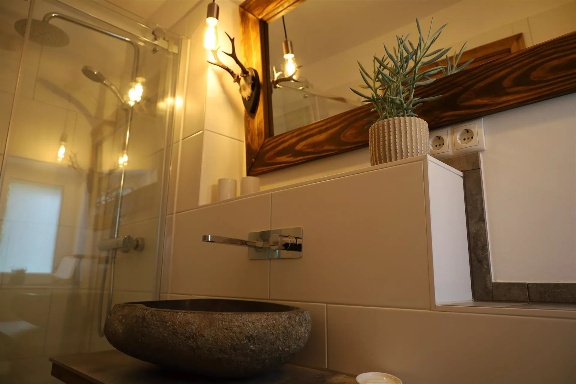 Modern bathroom