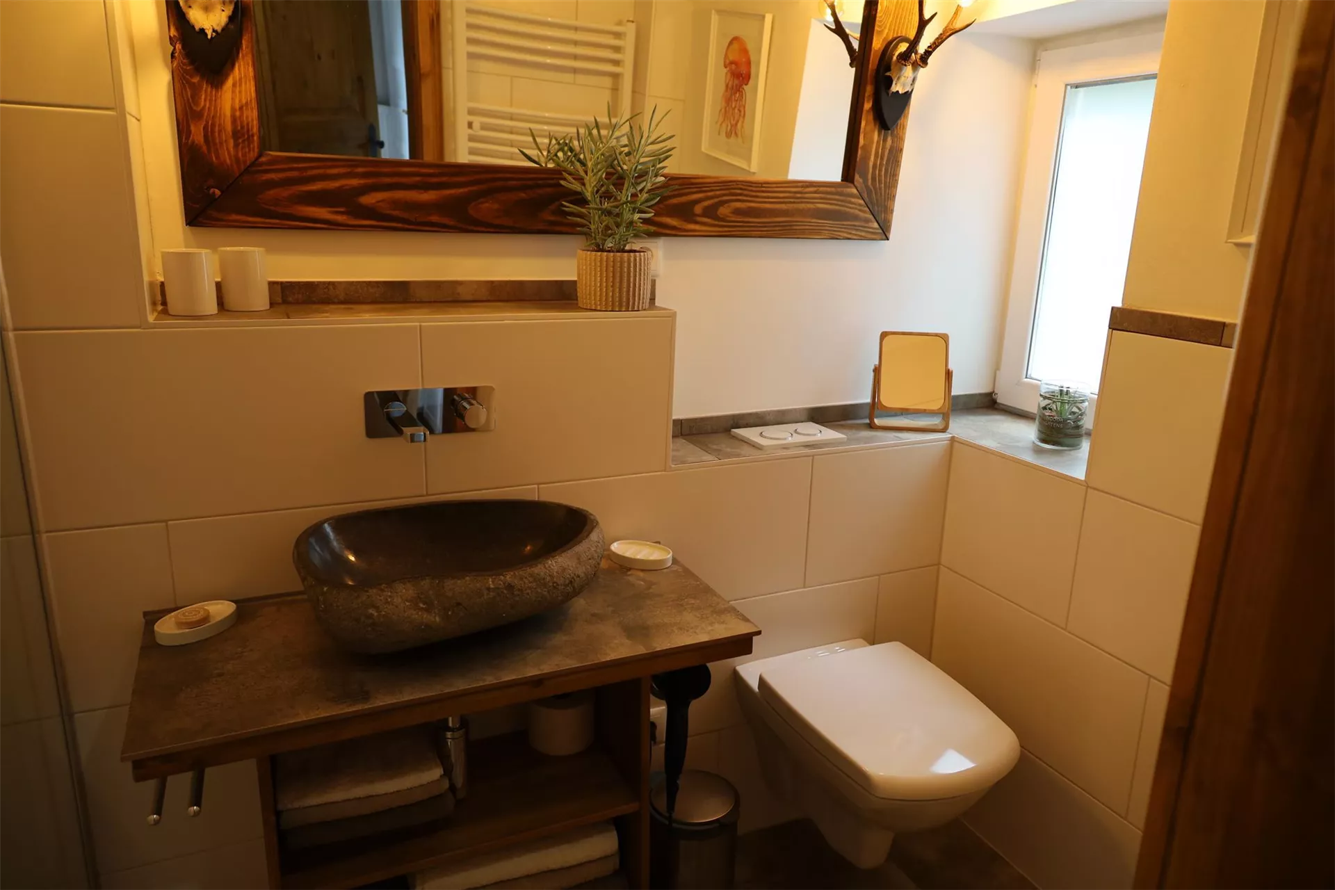 Bathroom detail