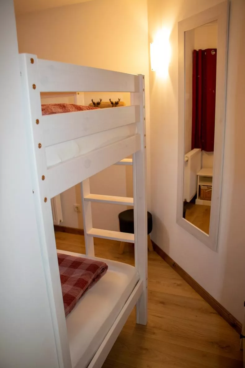 Second bedroom with bunk beds